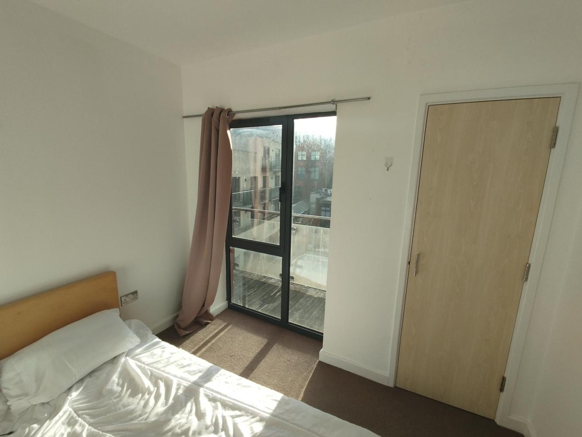 Room In Cardiff City Center - Swiftstay Luaran gambar